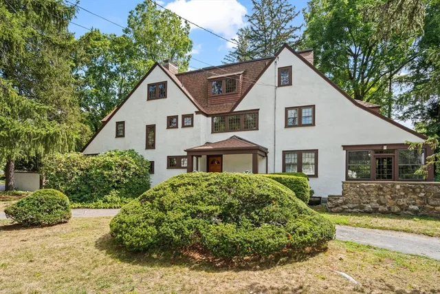 $1,295,000 | 570 Washington Street, Dedham, MA 02026