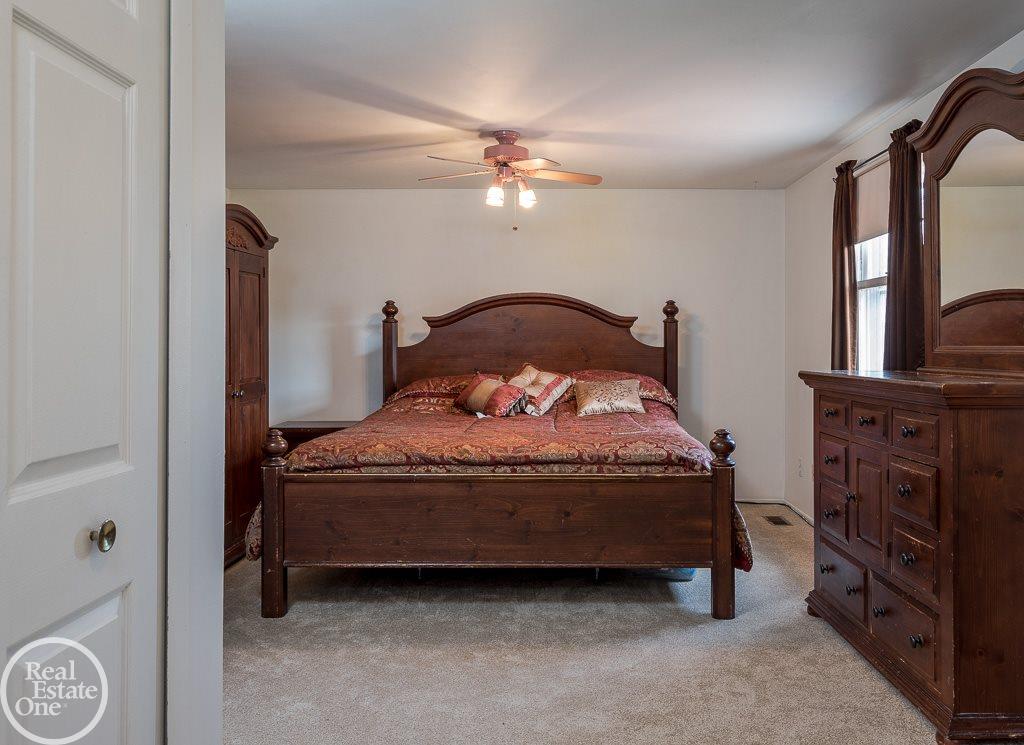 2075 Warrington Road Rochester Hills, MI 48307 - Photo 9 of 18