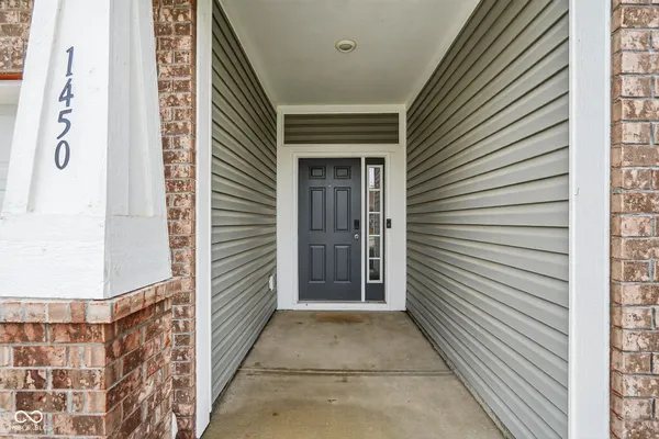 $325,000 | 1450 Bigleaf Drive, Sheridan, IN 46069