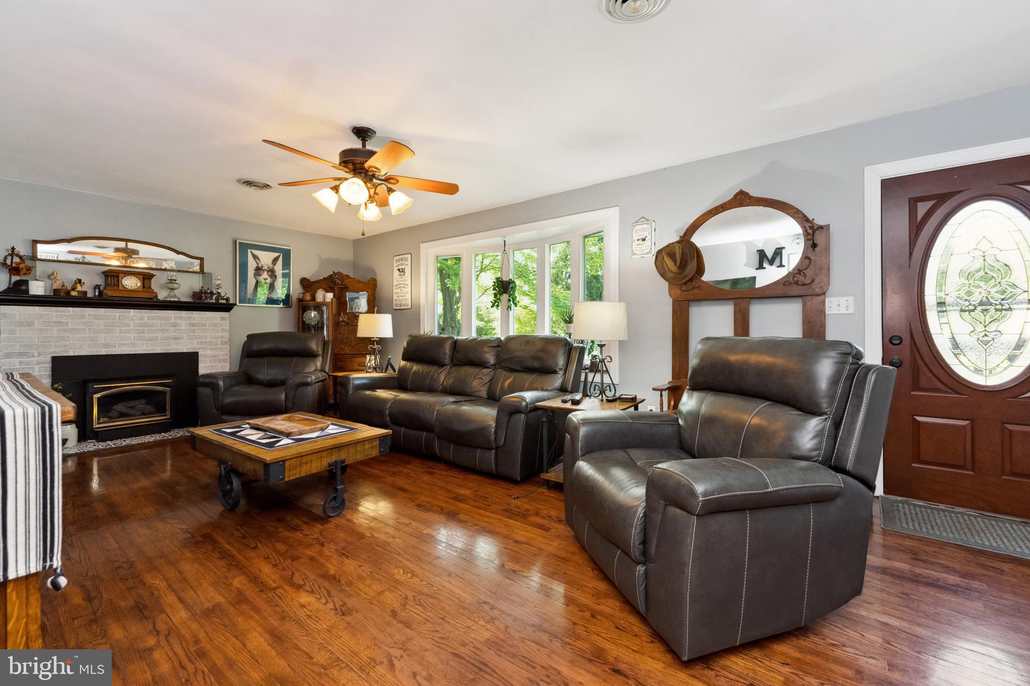 13145 Dahlgren Road King George, VA 22485 - Photo 4 of 34 Gallery Image 4