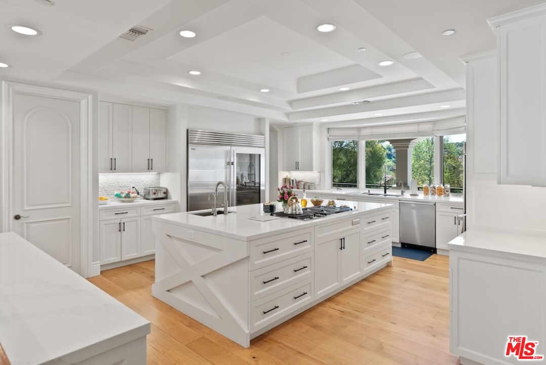 23593 Parksouth Street Calabasas, CA 91302 - Photo 21 of 75