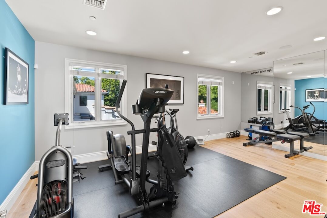 23593 Parksouth Street Calabasas, CA 91302 - Photo 49 of 75