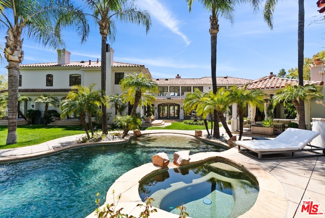 23593 Parksouth Street Calabasas, CA 91302 - Photo 56 of 75