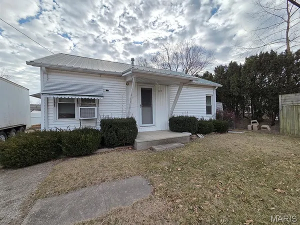 $105,000 | 704 South Monticello Road, Canton, MO 63435