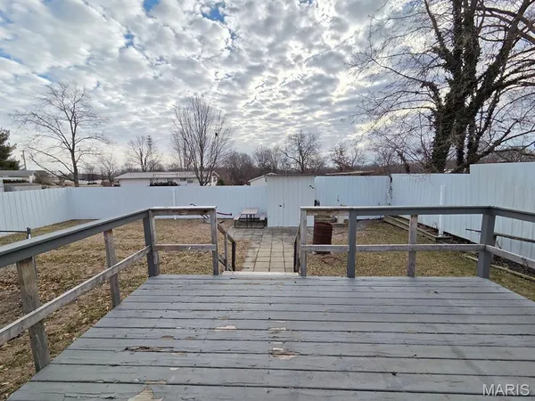 $105,000 | 704 South Monticello Road, Canton, MO 63435