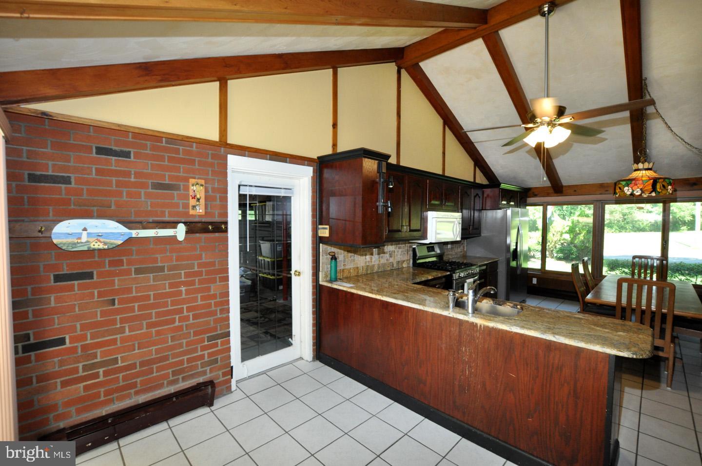 212 Union Mill Road Mount Laurel, NJ 08054 - Photo 8 of 28 Gallery Image 8