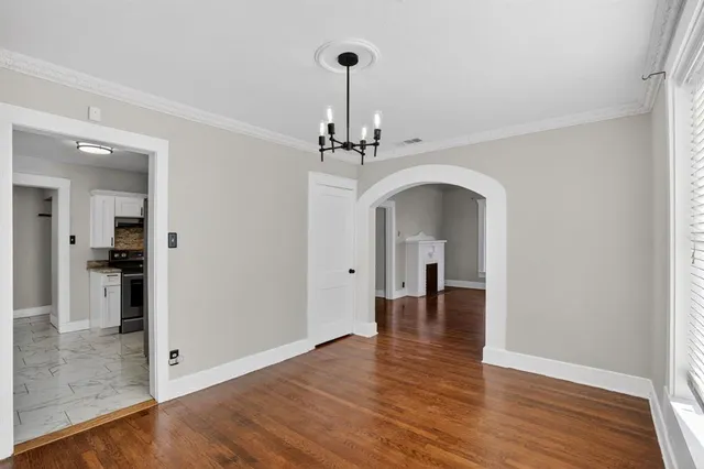 $395,000 | 2703 Gladstone Drive, Dallas, TX 75211