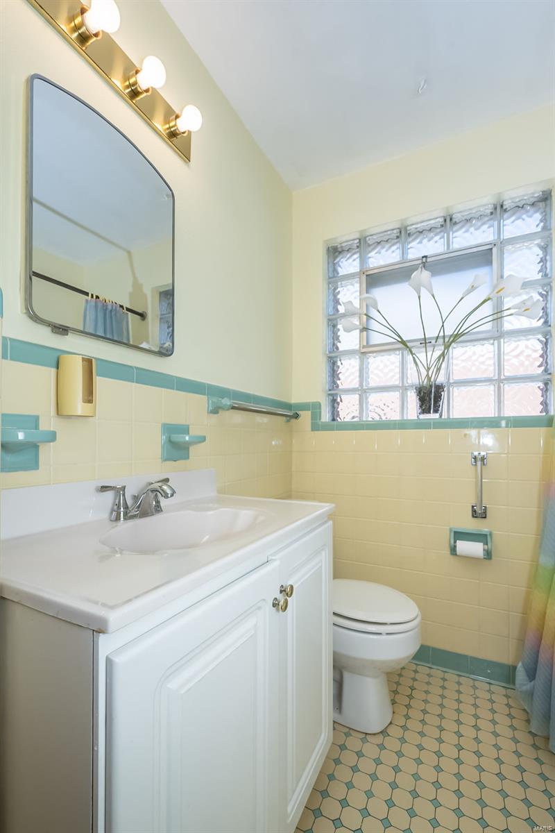 9218 Sundown Drive St. Louis, MO 63136 - Photo 24 of 45