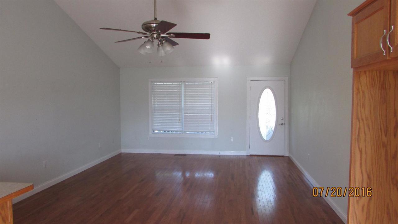 1102 Estill Hackney Road Eubank, KY 42567 - Photo 3 of 14 Gallery Image 3