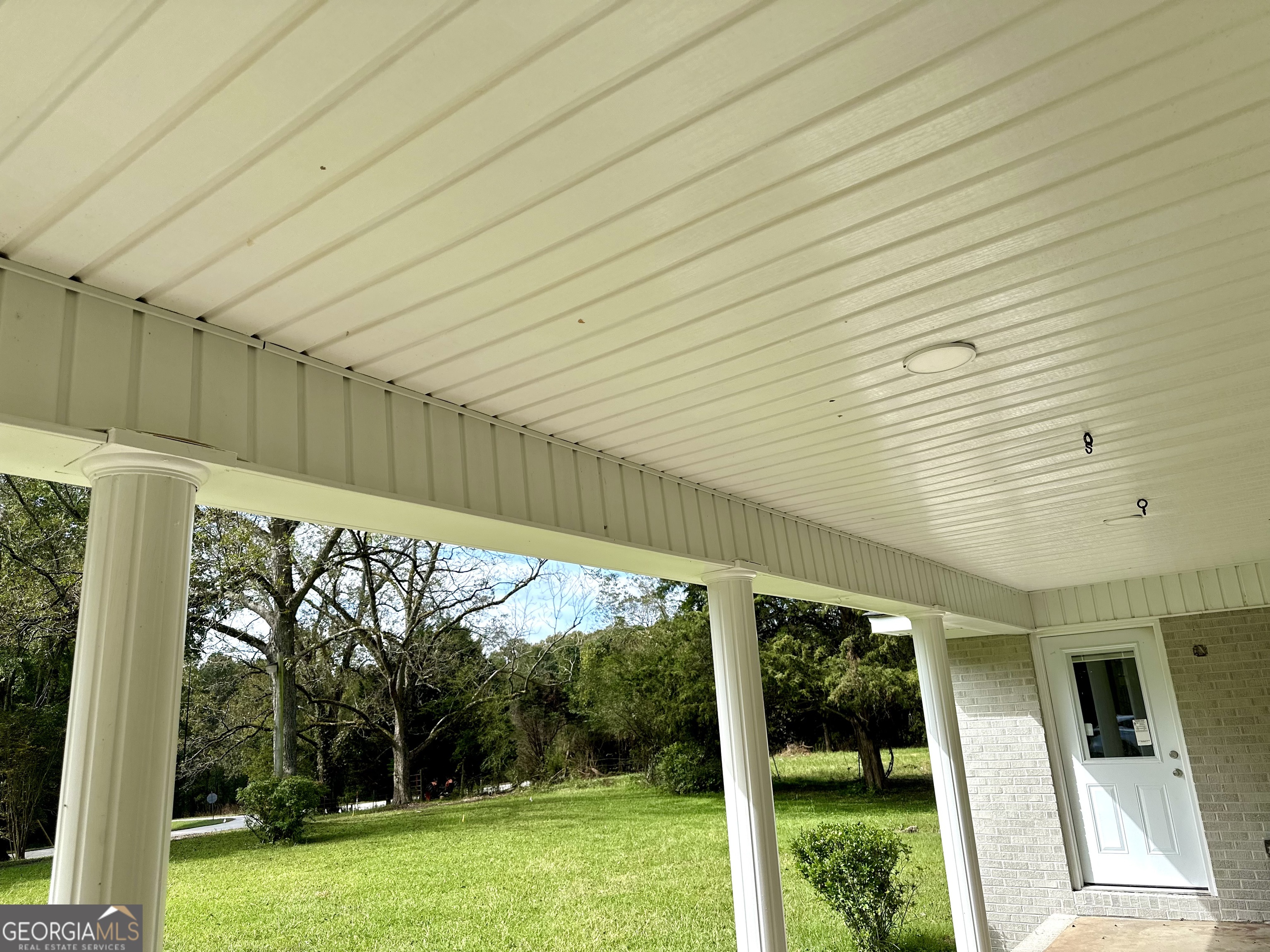 1860 Washington Highway Union Point, GA 30669 - Photo 15 of 24