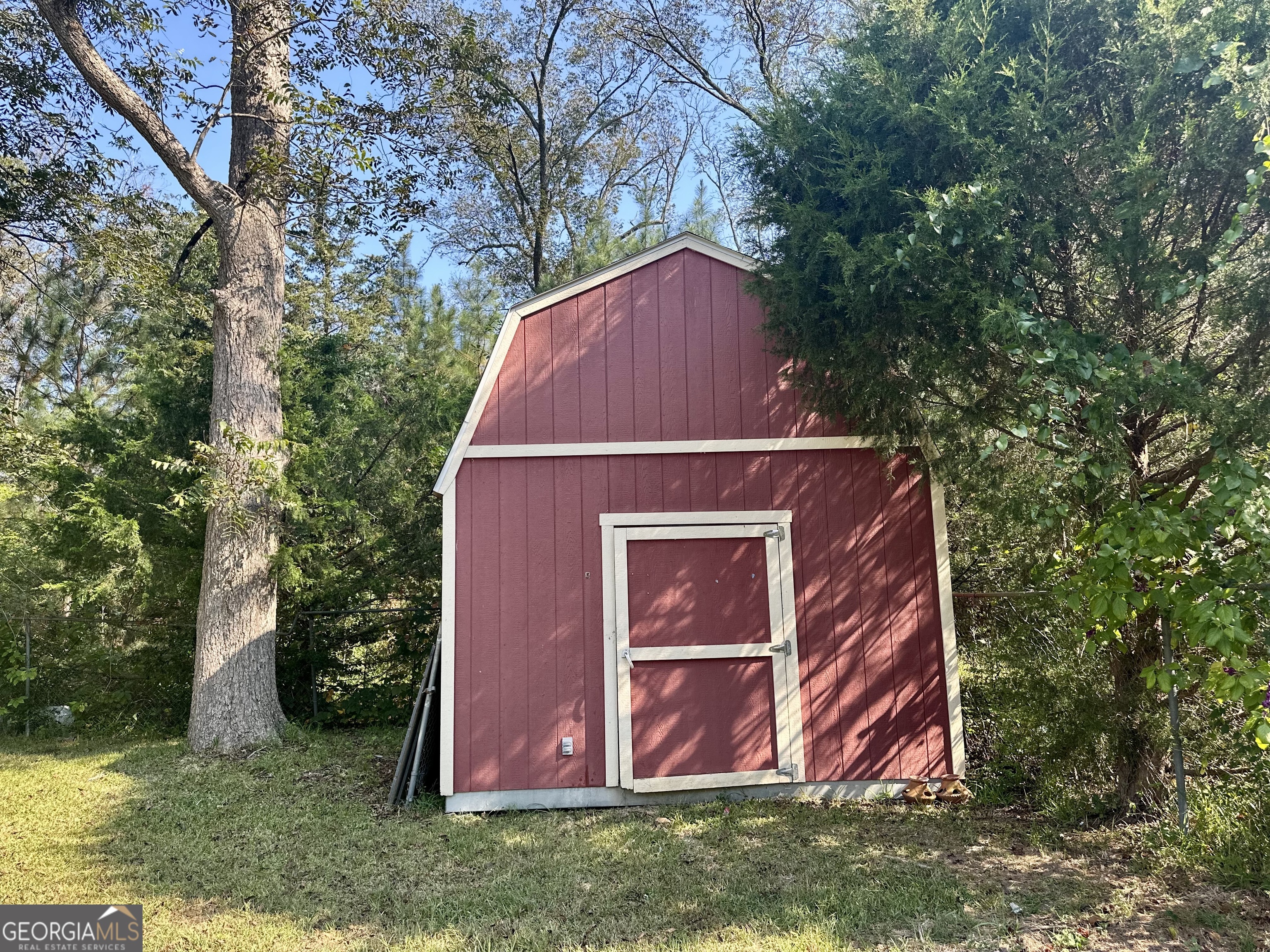 1860 Washington Highway Union Point, GA 30669 - Photo 3 of 24