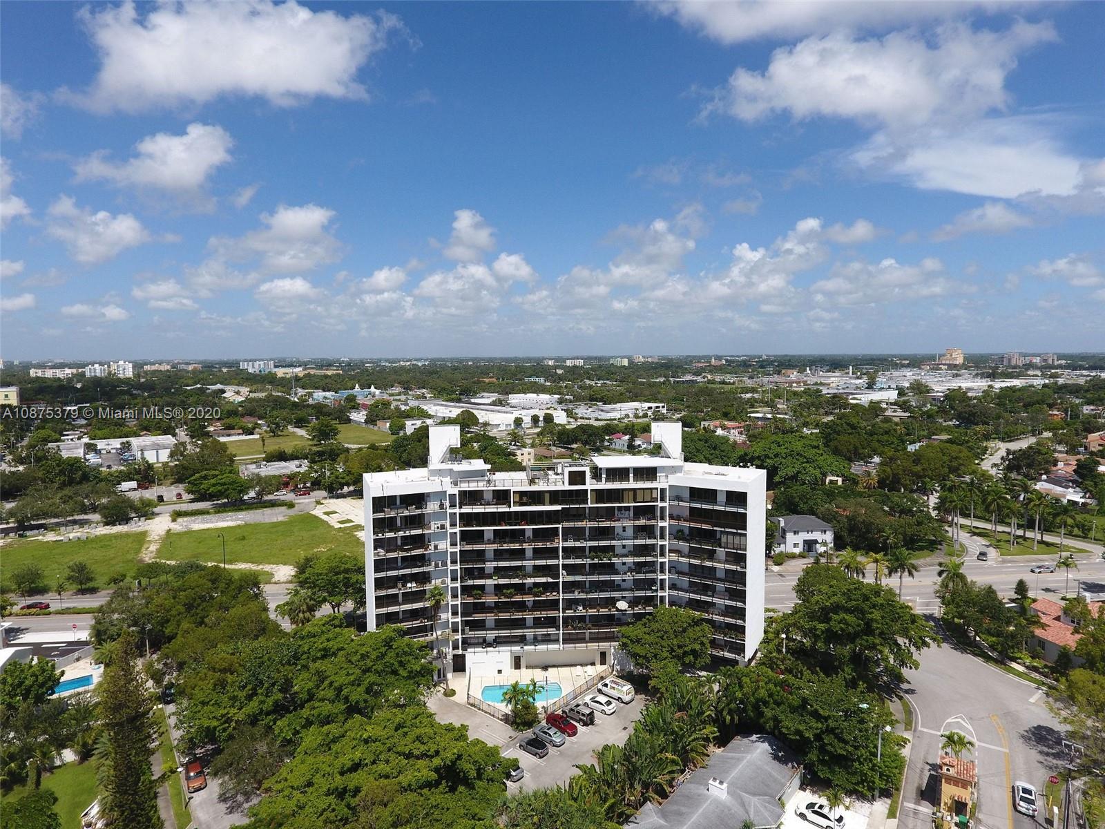 Morningside Miami, FL 33137 - Photo 24 of 27 a view of lake with city view