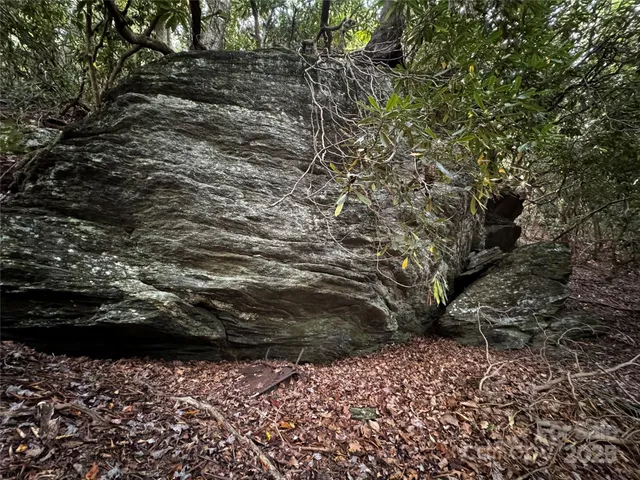 $109,900 | 45 Windy Hollow Lane, Newland, NC 28657