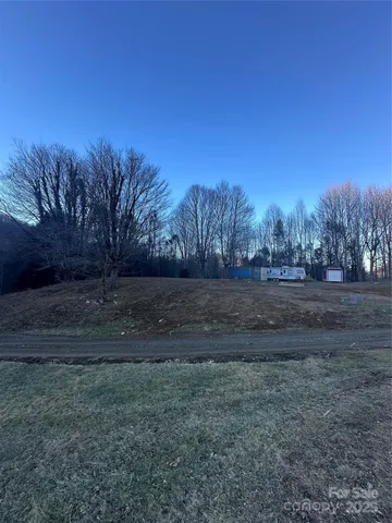 $109,900 | 45 Windy Hollow Lane, Newland, NC 28657