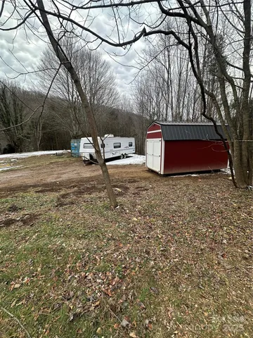 $109,900 | 45 Windy Hollow Lane, Newland, NC 28657