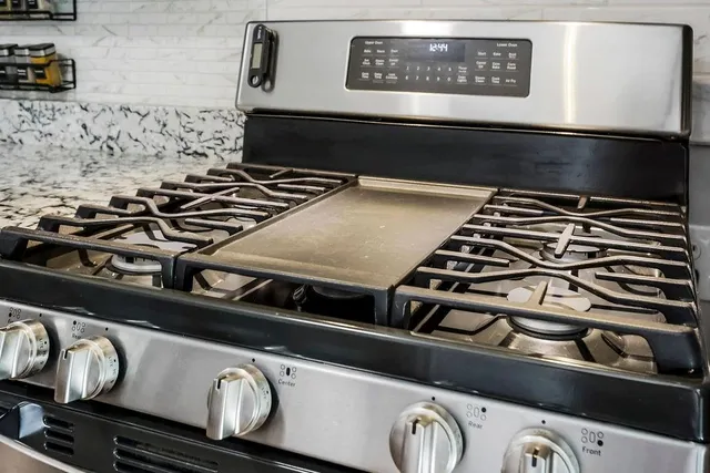 $235,000 | 2931 North 65 Terrace, Kansas City, KS 66104