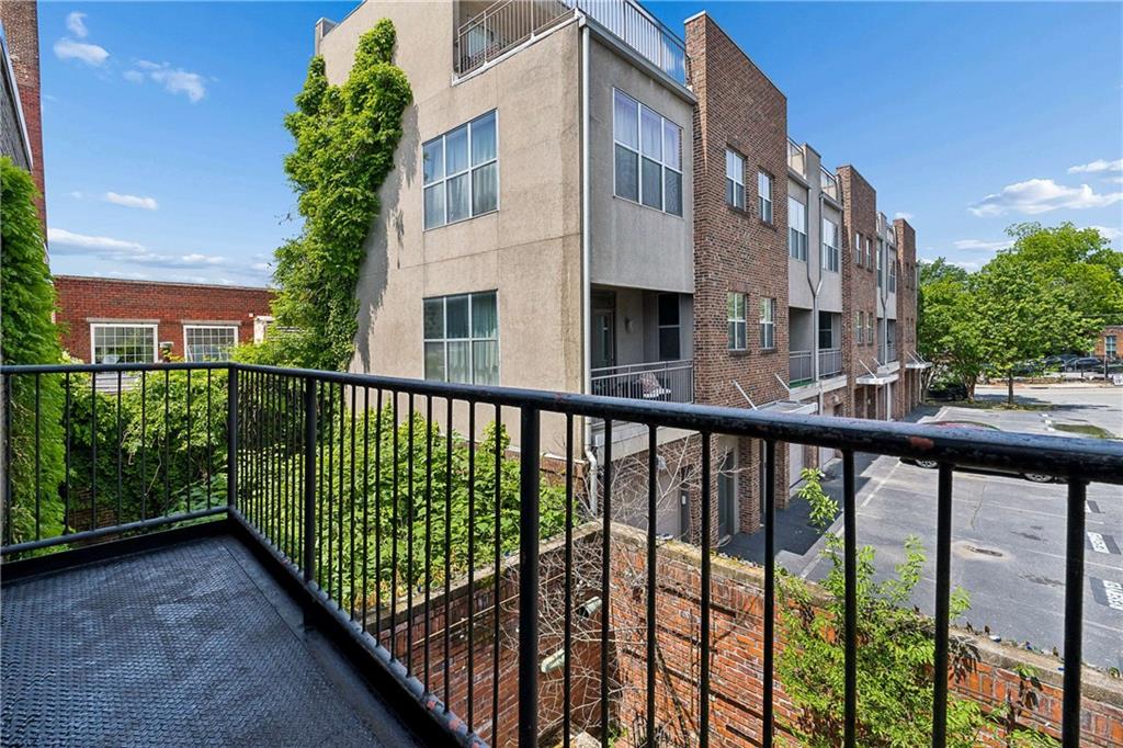 267 Peters Street Southwest, Unit 206 Atlanta, GA 30313 - Photo 14 of 22