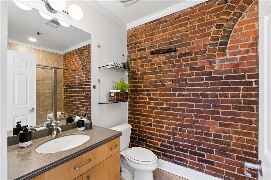 267 Peters Street Southwest, Unit 206 Atlanta, GA 30313 - Photo 15 of 22