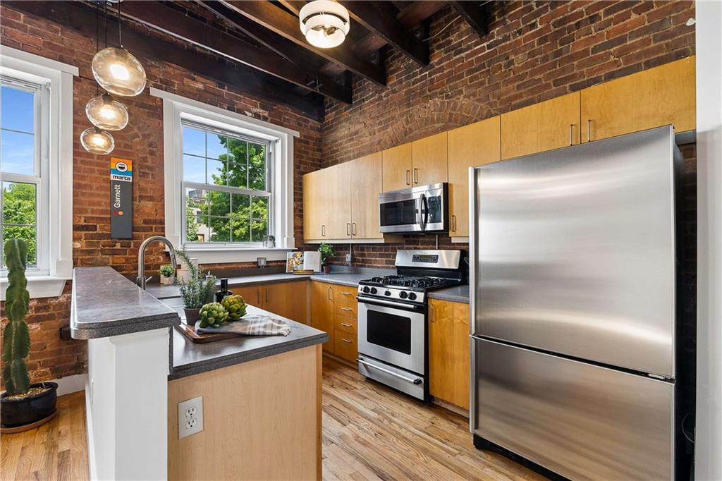 267 Peters Street Southwest, Unit 206 Atlanta, GA 30313 - Photo 10 of 22