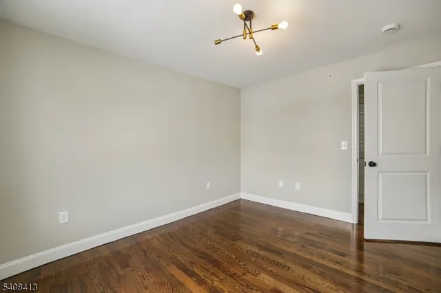 $2,950 | 499 7th Avenue, Newark, NJ 07107