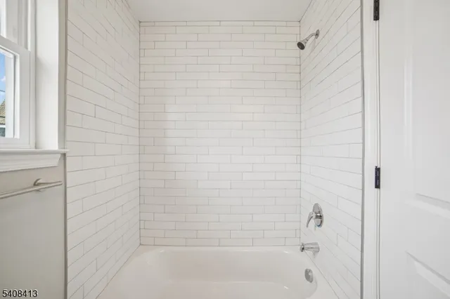 $2,950 | 499 7th Avenue, Newark, NJ 07107