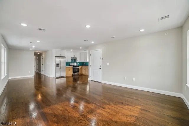 $2,950 | 499 7th Avenue, Newark, NJ 07107