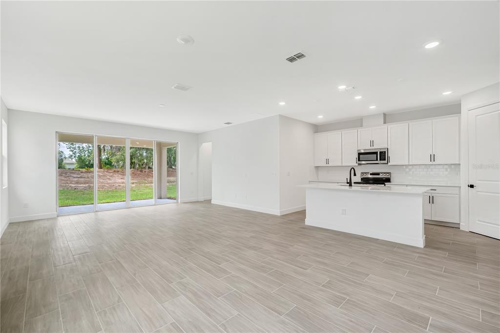 9157 Players Drive Weeki Wachee, FL 34613 - Photo 18 of 45