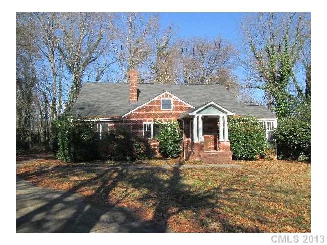 7109 Ramsgate Road Charlotte, NC 28270 - Photo 1 of 12