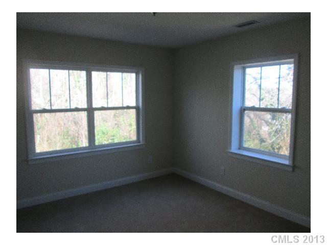 7109 Ramsgate Road Charlotte, NC 28270 - Photo 9 of 12