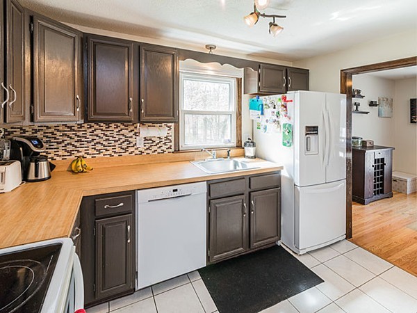 110 Foxboro Road, Unit 110 Wrentham, MA 02093 - Photo 8 of 21 Gallery Image 8