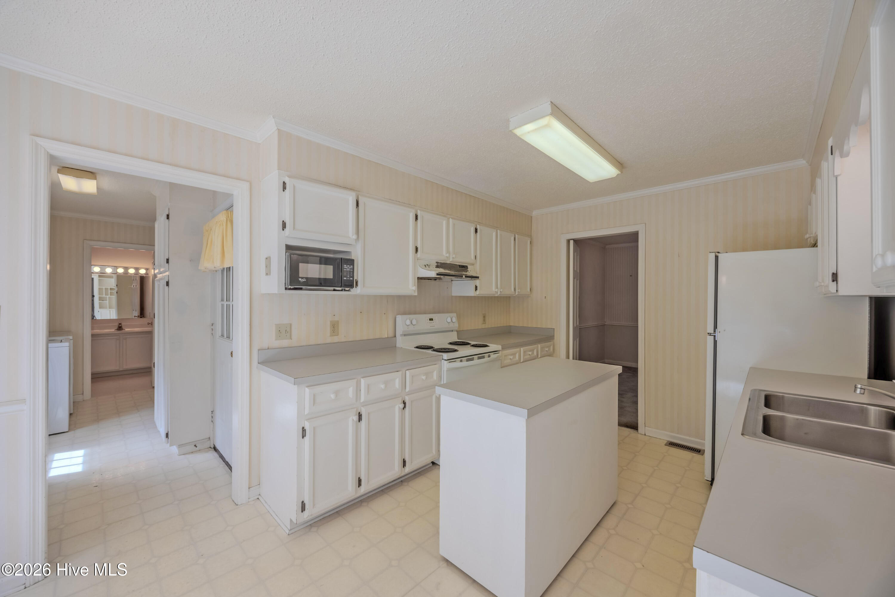 1210 North Williams Road Pink Hill, NC 28572 - Photo 4 of 54 _K6A0106-HDR (Custom)