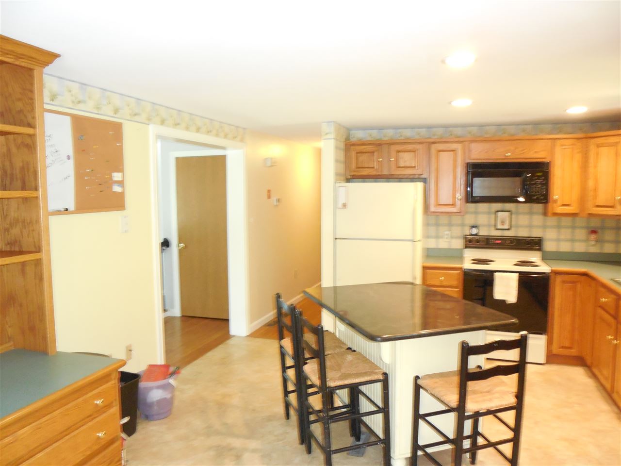 8 Island Pond Road Hampstead, NH 03841 - Photo 13 of 30 Gallery Image 13