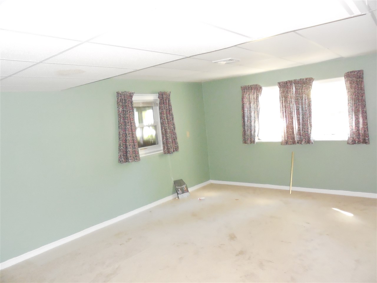 8 Island Pond Road Hampstead, NH 03841 - Photo 24 of 30 Gallery Image 24