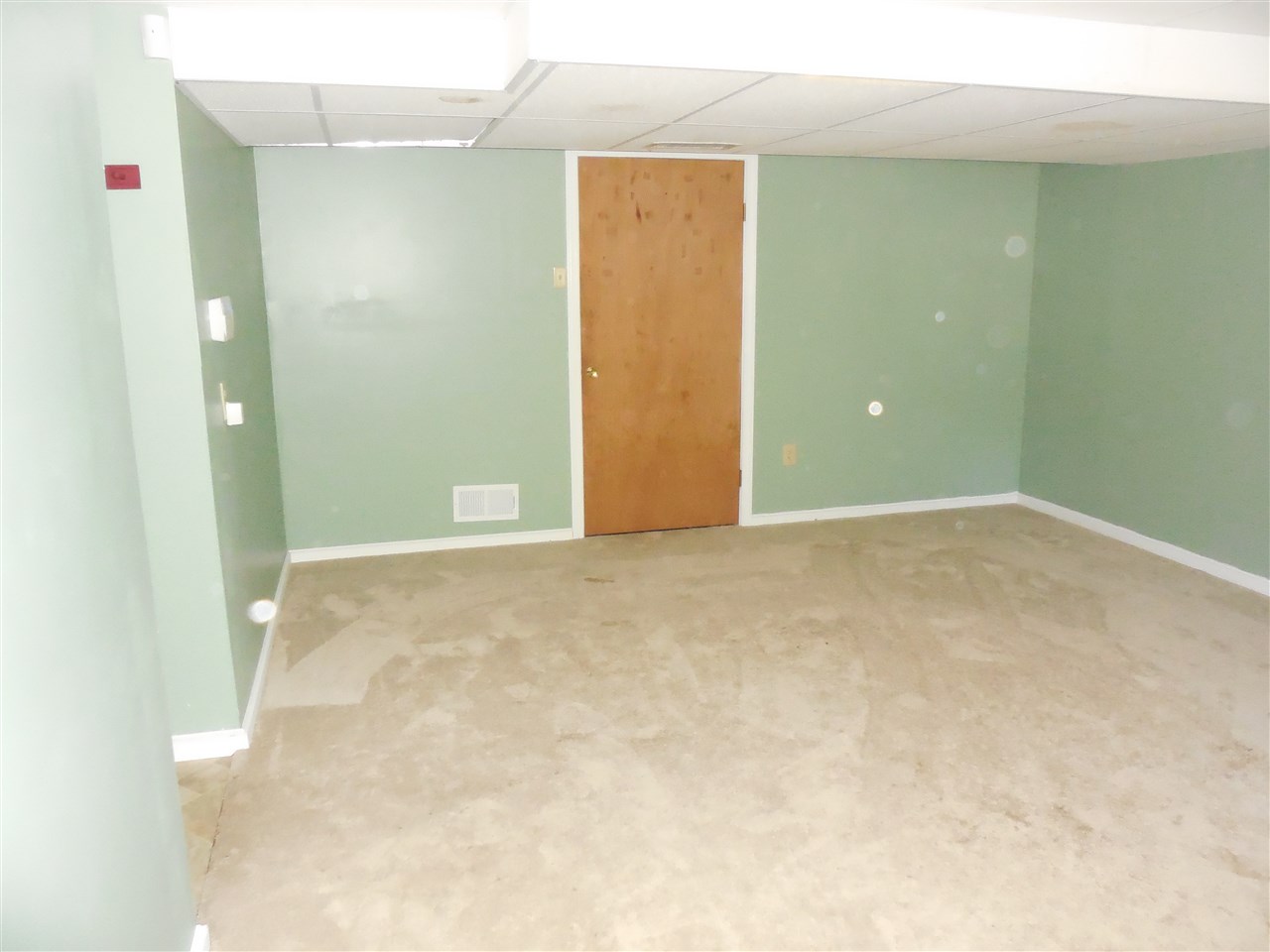 8 Island Pond Road Hampstead, NH 03841 - Photo 27 of 30 Gallery Image 27