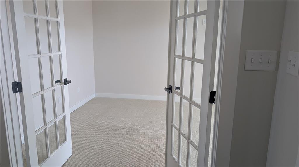 170 High Pointe Drive Washington, PA 15301 - Photo 20 of 29 a view of a livingroom from a hallway