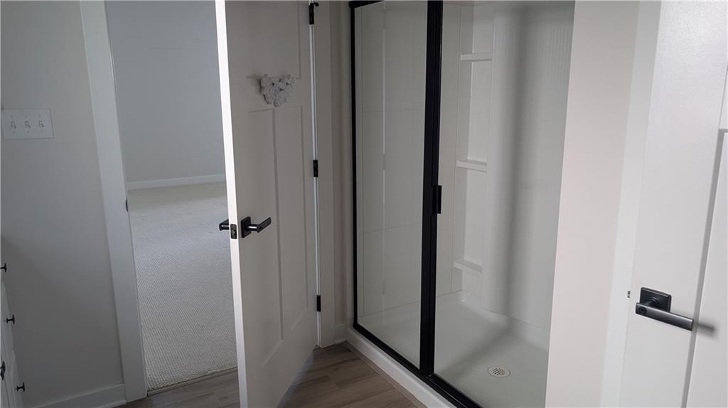 170 High Pointe Drive Washington, PA 15301 - Photo 10 of 29 a view of a bathroom