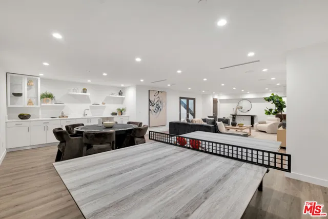 $22,000 | 3116 Elvido Drive, Los Angeles, CA 90049