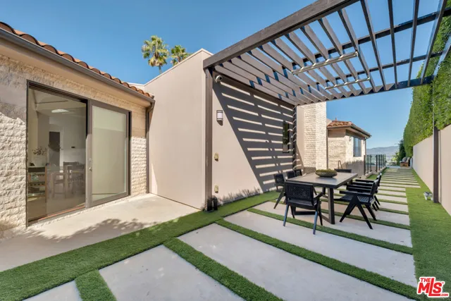 $22,000 | 3116 Elvido Drive, Los Angeles, CA 90049