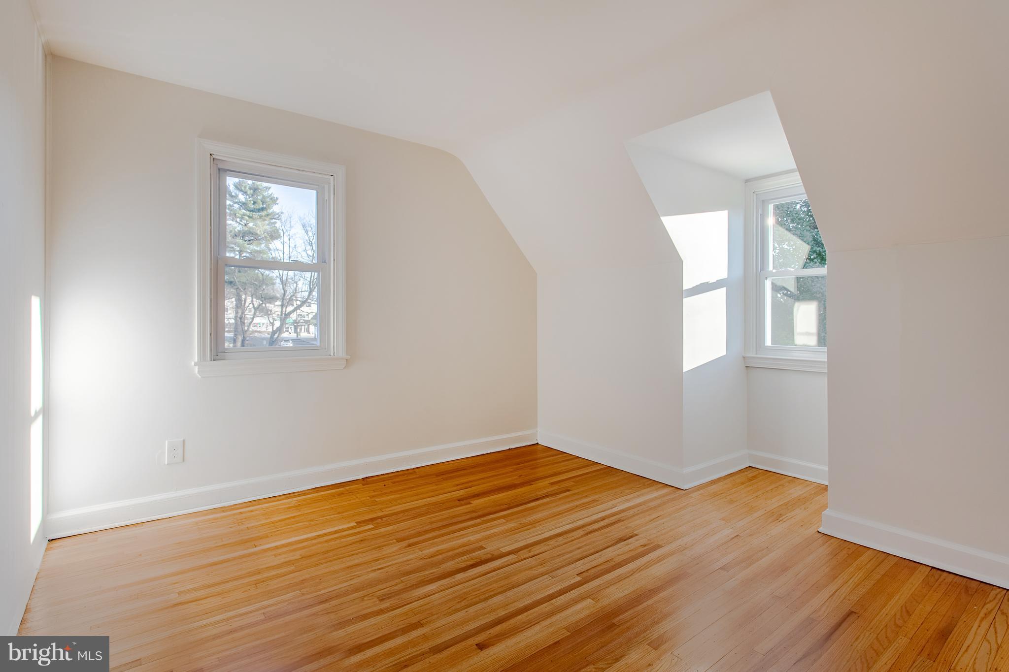 22 Alameda Road Broomall, PA 19008 - Photo 13 of 18 Gallery Image 13