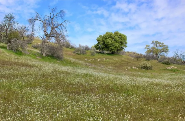 $300,000 | 32604 Road 600, Raymond, CA 93653
