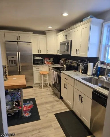 $3,500 | 8 Clifton Place, Fairfield, NJ 07004