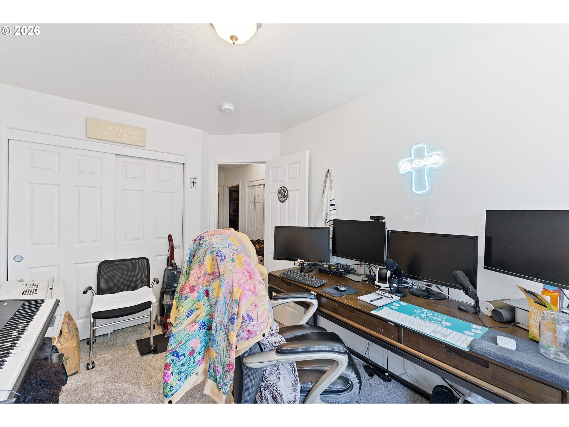 83 Southeast 176th Place Portland, OR 97233 - Photo 21 of 24 Bedroom