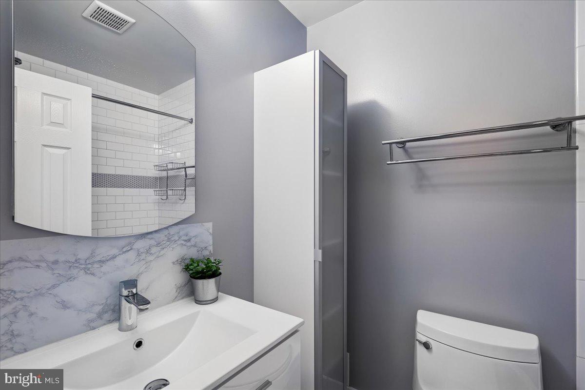 9817 Cherry Tree Lane Silver Spring, MD 20901 - Photo 26 of 73