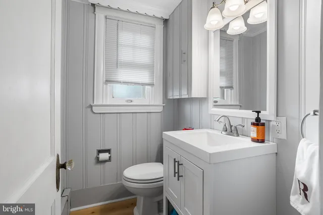 $459,000 | 3765 Highland Avenue, Drexel Hill, PA 19026