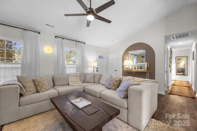 $335,000 | 3512 Cross Winds Road, Charlotte, NC 28227