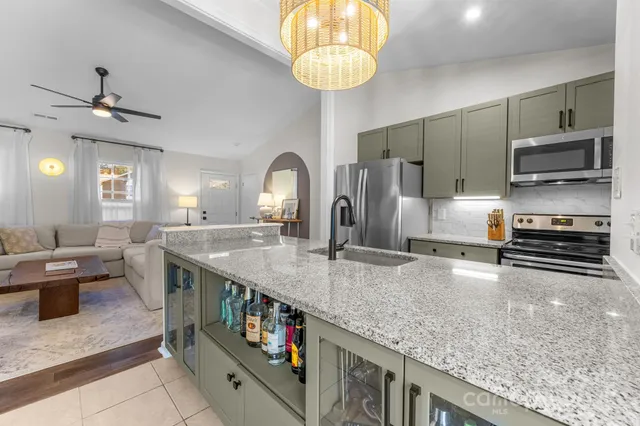 $335,000 | 3512 Cross Winds Road, Charlotte, NC 28227