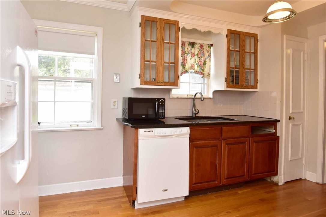 3874 Warrendale Road South Euclid, OH 44118 - Photo 8 of 31