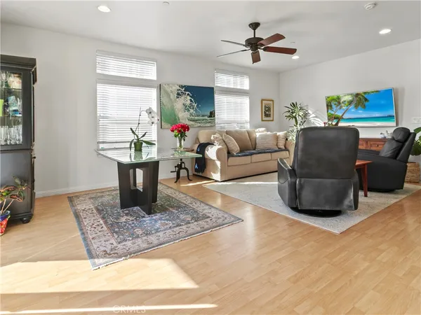 $285,000 | 102 Bay Drive, San Clemente, CA 92672
