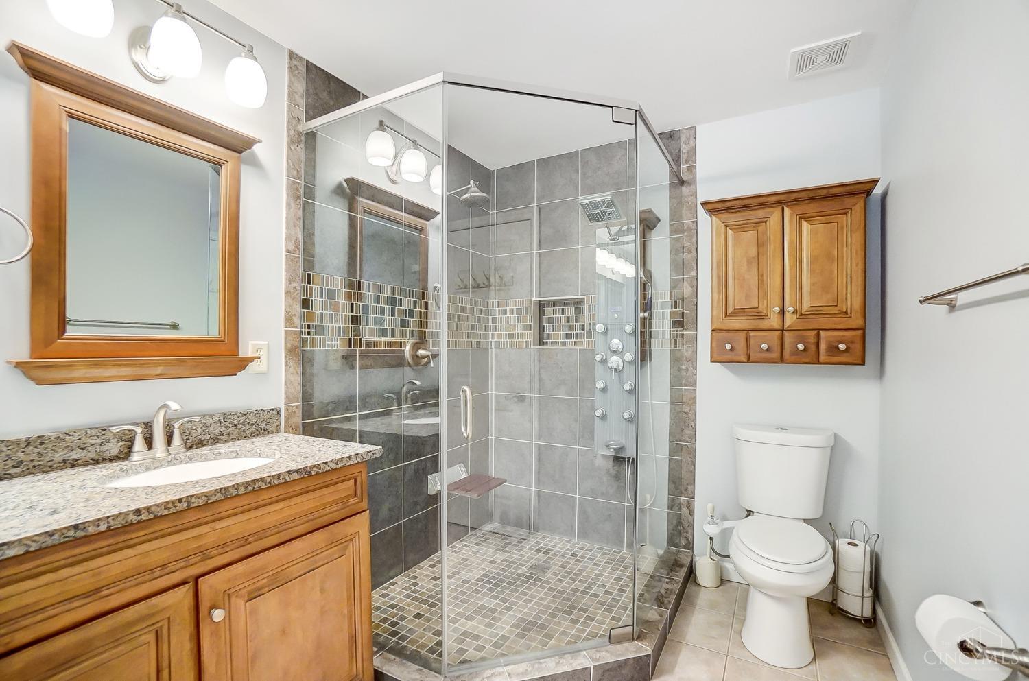 9743 Butler Warren Road West Chester, OH 45241 - Photo 34 of 67 Gallery Image 34
