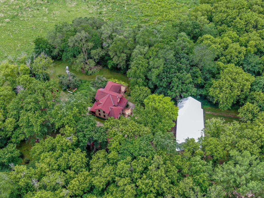 5580 Hampshire Road Chaska, MN 55318 - Photo 13 of 20 Gallery Image 13